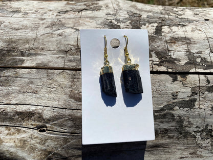 Raw Black Tourmaline Earrings, Gold Electroplated, Raw Gemstone Earrings, Dangle Earring, Gifts for Mom, Mothers Day Gift, Healing Crystal