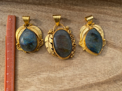 Gold Overlay Encased Labradorite Artisan-crafted Pendant, Mystical Charm, Elegant Craftsmanship, Nature's Magic Jewelry, Aurora-inspired