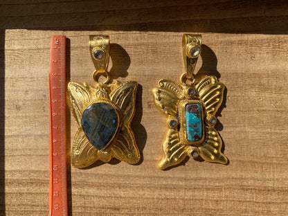 Gold Overlay Labradorite or Chrysocolla Pendant, Mystical Jewelry, Elegant Craftsmanship, Nature's Magic, Aurora-inspired, Luxurious Design