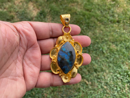 Gold Overlay Labradorite with Citrine Gem Handcrafted Pendant, Mystical Charm, Elegant Craftsmanship, Nature's Magic Jewelry, Unique Jewelry