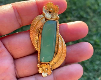 Green Chalcedony Brushed Gold Overlay Pendant, Elegant Jewelry, Unique Jewelry, Natural Gemstone, Harmony Stone, Sophisticated Style,