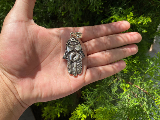 Hand-Carved Hamsa and Yin-Yang in Tibetan Silver: A Unique Blend of Tradition and Art