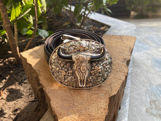 Hand-Carved Warrior Face with Wolf Headdress Buffalo Bone Belt Buckle, Vintage-Inspired Tibetan Silver Floral Design, Cowboy Belt Accessory