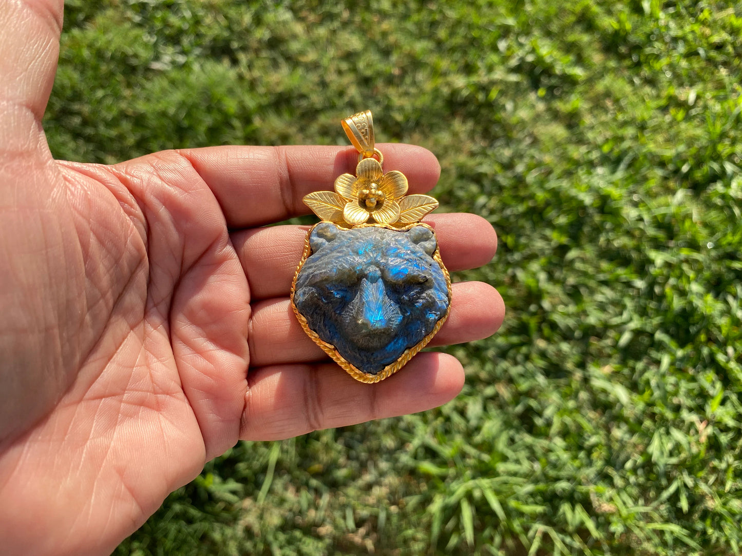 Hand Carved Bear Labradorite Gold Overlay Pendant, Bear Head Pendant, Animal Pendant, Wild life Inspired, Unique Craftsmanship, Nature Motif