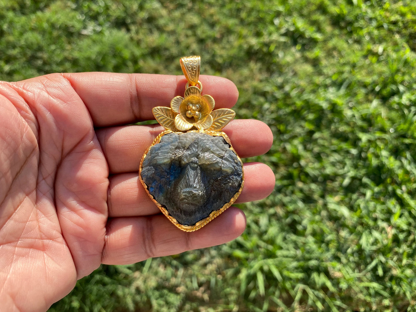 Hand Carved Bear Labradorite Gold Overlay Pendant, Bear Head Pendant, Animal Pendant, Wild life Inspired, Unique Craftsmanship, Nature Motif
