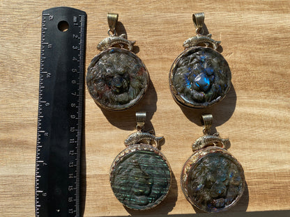 Lion Hand Carved Labradorite Tibetan Silver Pendant, Lion Pendant, Labradorite Lion, Blue Labradorite, Crystal Pendant, Animal Pendant