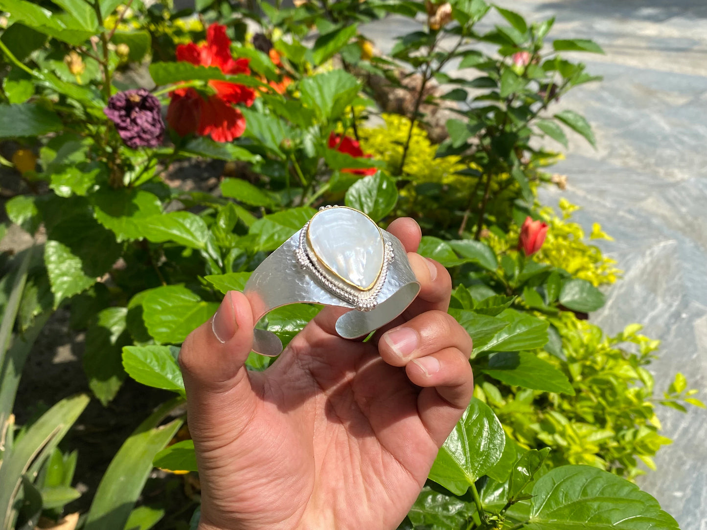 Handcrafted Calmness Bracelet: The Perfect Gift for Inner Peace, Sea Shell Bracelet, Adjustable 2 tone Bracelet, Bracelet for everyday wear.