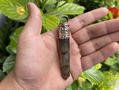 Unique Pointed Labradorite Pendant: Handcrafted for Daily Elegance, Unisex Big Pointed Pendant, Tibetan Silver Pendant, Gift ideas for her.