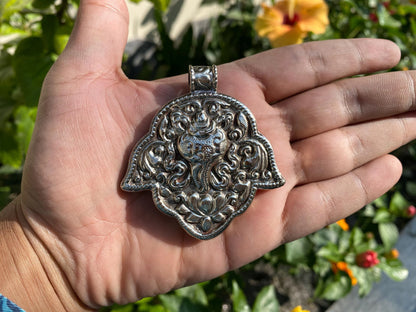 Handmade Tibetan Silver Pendant with Snail and Floral Design Carving | Pendant for Necklace, Bohemian Statement Jewelry, Unisex Daily Wear