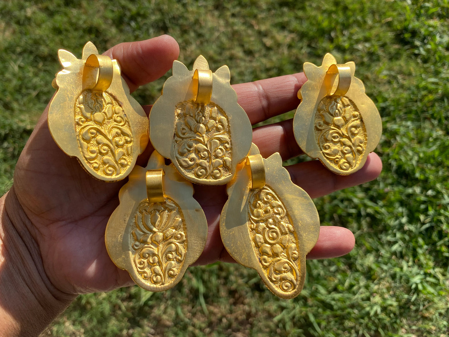 Dendritic Agate Pendants, High Quality Non Tarnish Brushed Gold Overlay, Healing Agate Pendant, Unique Jewelry Design, Elegant Gold Pendant
