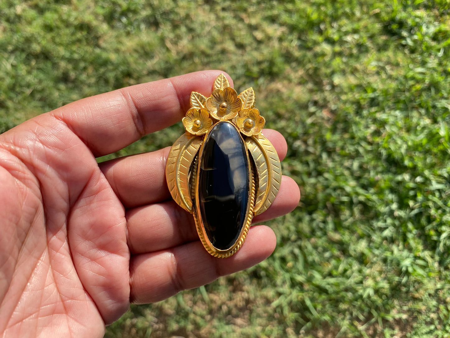 Dendritic Agate Pendants, High Quality Non Tarnish Brushed Gold Overlay, Healing Agate Pendant, Unique Jewelry Design, Elegant Gold Pendant