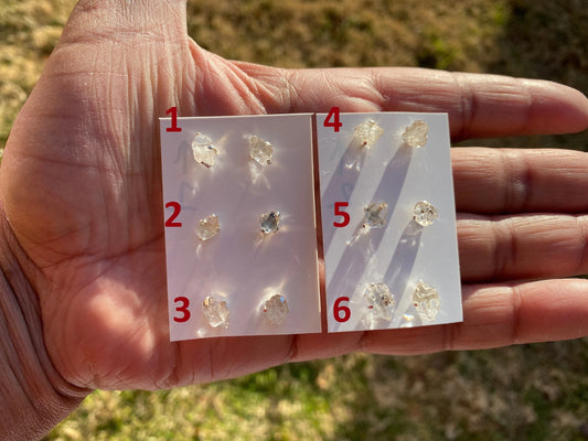 Raw Herkimer Diamond Stud Earring, 92.5 Sterling Silver Ear Stud, Healing Crystal Earring, Natural Gemstone Jewelry, Christmas Gift for Wife