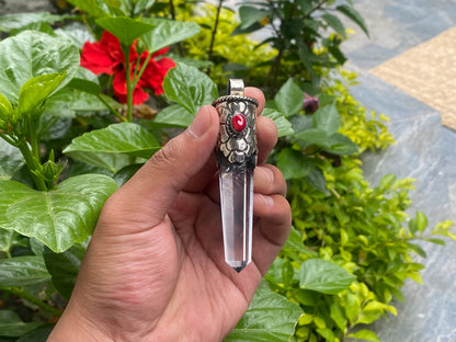 Healing Pendant, Natural Crystal Pendant, Pointed Pendant, Tibetan Silver Pendant, Unisex Pendant, Gift ideas.