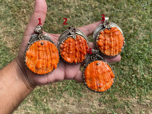 High Quality Spiny Oyster Shell Tibetan Silver Large Pendant, Native American Style Jewelry, Southwestern, Bohemian Jewelry for Men or Women