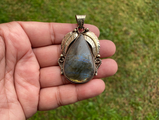 Labradorite Natural Stone Tibetan Silver Pendant, Tribal Design Jewelry, Tibetan Jewelry, Crystal Pendant, Birthstone Pendant
