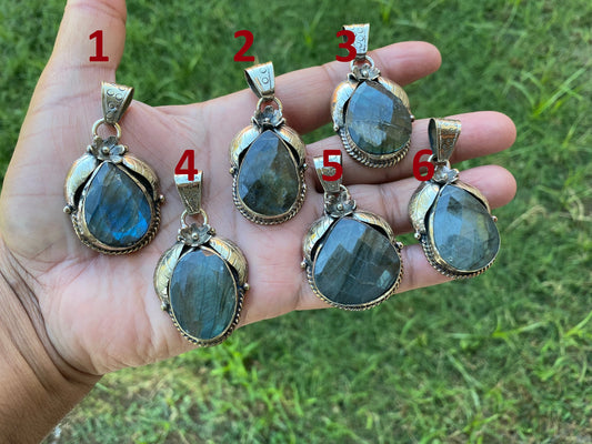 Labradorite Natural Stone Tibetan Silver Pendant, Healing Crystal, Energy Pendant for Necklace, Birthday Gift, Birthstone Jewelry,