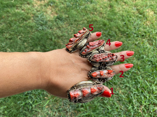 Large Adjustable Natural Spiny Oyster Tibetan Silver Ring, Spiny Oyster Jewelry, Southwest Ring, Statement Ring, Native American Style