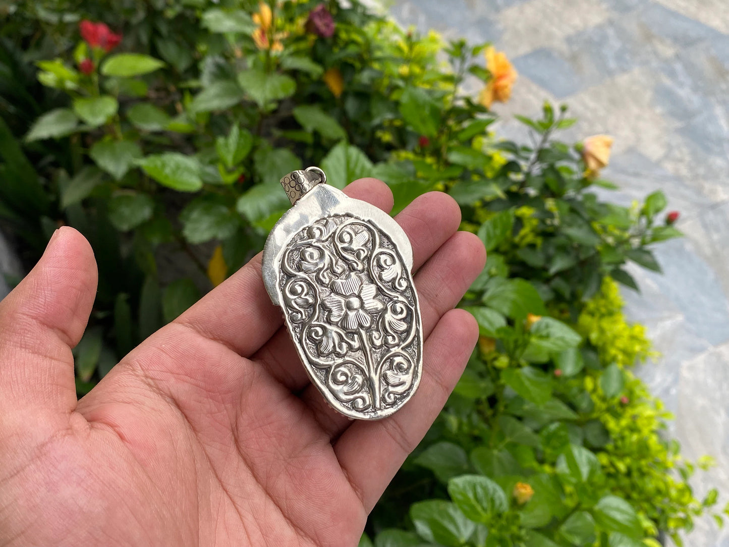 Large Buffalo bone pendant with Carved bull face on Bone, Natural Tibetan Silver Pendant, Pendant for daily wear, Unisex healing pendant (Two).