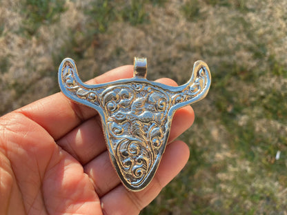 Large Carved Bone Longhorn Tibetan Silver Pendant, Water Buffalo Bone with Hand carved Ganesh, Hill Tribe Jewelry, Pendant for Men / Women