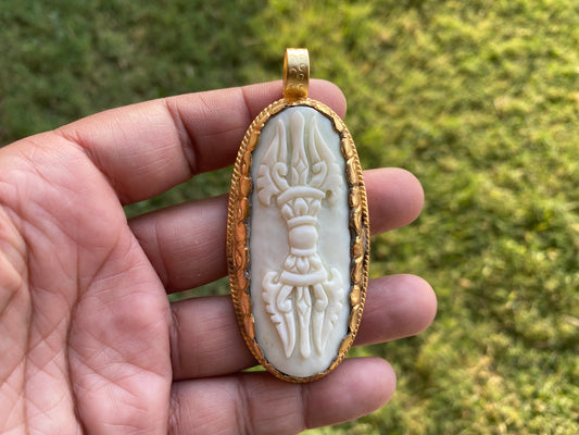 Large Dorje Pendant, Vajra Buffalo Bone Amulet, High Quality 18K Matte Gold Overlay Non Tarnish, Protector Amulet, Buddhist Jewelry, Boho