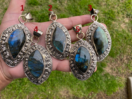 Large Labradorite Natural Stone Tibetan Silver Pendant For Necklaces, Gemstone Jewelry, Crystal Pendant, Statement Jewelry, Unisex Jewelry