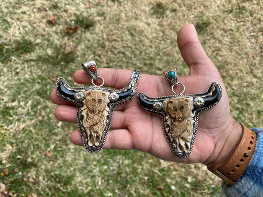 Large Longhorn with Bear Carved Bone with Coral or Turquoise Tibetan Silver Pendant, Bull Head Pendant, Bull Steer Skull, Jewelry for Men