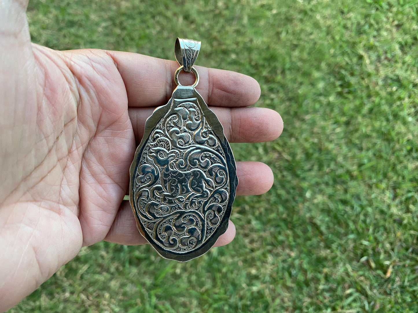 Large Meditating Buddha Tibetan Silver Pendant, Buffalo Bone Healing Yoga Jewelry, Tranquility Pendant, Unisex Pendant, Spiritual Amulets