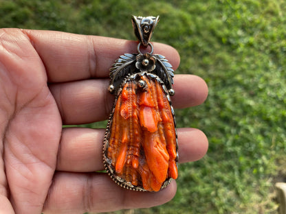 Large Orange Spiny Oyster Shell Tibetan Silver Pendant, Native American Style Jewelry, Southwestern Jewelry, for Men or Women, Spiky Thorny