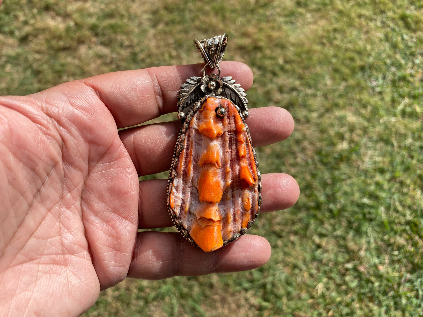 Large Raw Spiny Oyster Tibetan Silver Pendant, Nature Crafted, Desert Sea Gem, Oceanic Ornament, Ocean Jewel, Ocean Inspired Jewelry