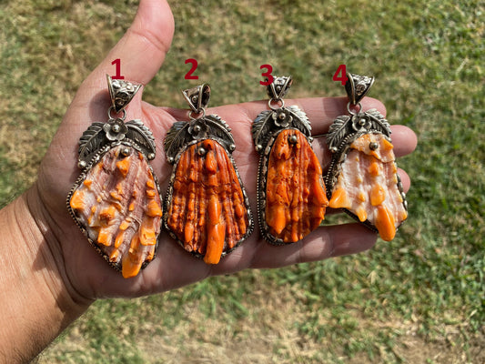Large Raw Spiny Oyster Tibetan Silver Pendant, Nature Crafted, Desert Sea Gem, Oceanic Ornament, Ocean Jewel, Ocean Inspired Jewelry