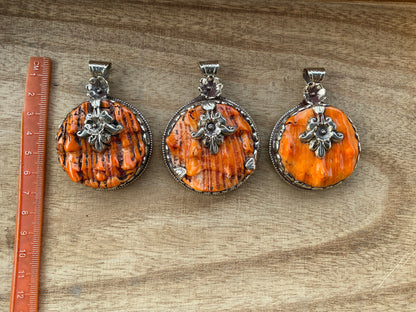 Large Spiny Oyster Shell Tibetan Silver Pendant, Native American Style Jewelry, Southwestern, Bohemian Jewelry for Men or Women