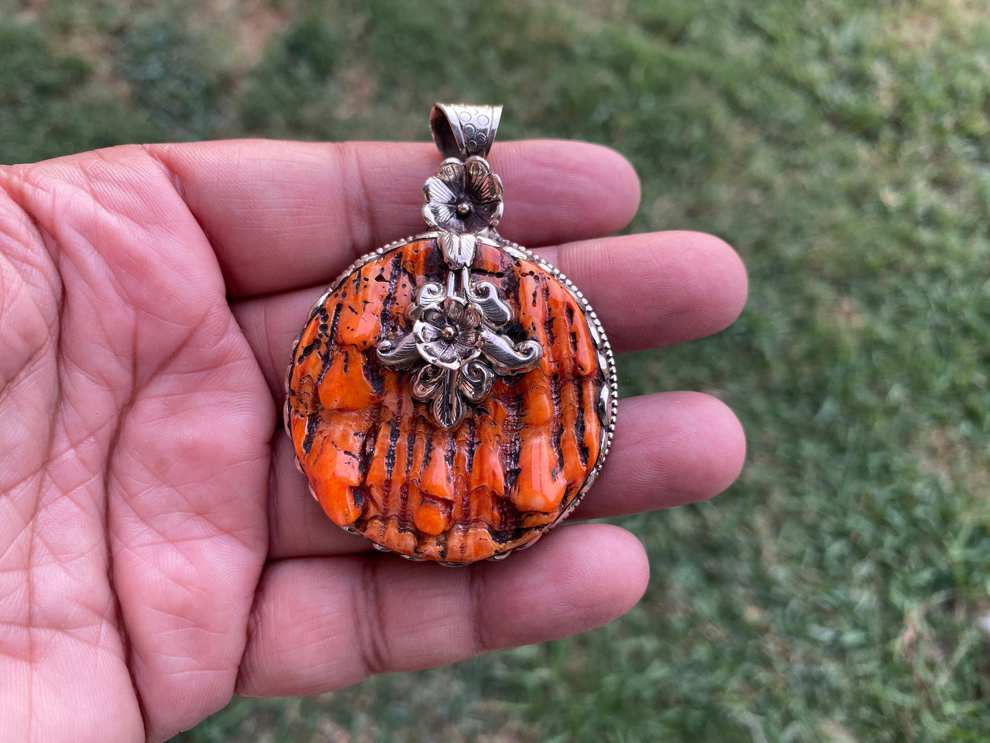 Large Spiny Oyster Shell Tibetan Silver Pendant, Native American Style Jewelry, Southwestern, Bohemian Jewelry for Men or Women