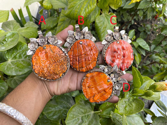 Large Spiny oyster Tibetan Silver Pendant, Ocean Inspired Jewelry, Bohemian Daily Wear, Hammered Pendant, Unique Gift ideas