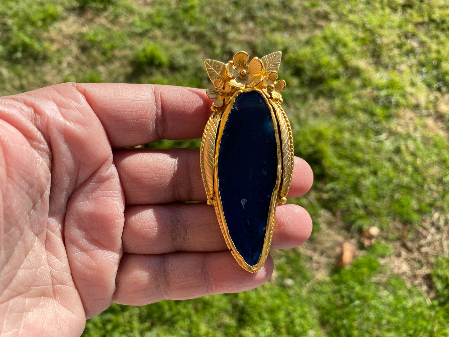 Long Colorful Slice Agate Pendant, 18K Brushed Gold Overlay, Flower Design Pendant For Necklace, Healing Crystal Jewelry, Druzy Agate Slice