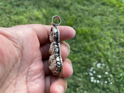 Meditating Buddha Tibetan Silver Pendant, Buffalo Bone Healing Yoga Jewelry, Tranquility Pendant, Spiritual Jewelry, Buddha Bone Pendant