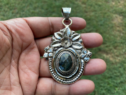 Natural Labradorite Tibetan Silver Small  Pendant, Healing Crystal, Women Jewelry, Birthstone Pendant, Ethnic Jewelry, Natural Stone Pendant
