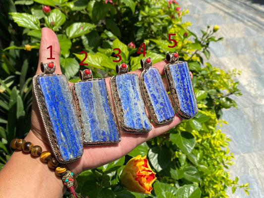 Natural Raw Lapis Pendant adorned with Tibetan Silver & Red Coral, Hammered Floral Design, Aesthetic Pendant for daily wear, Unique Pendant.