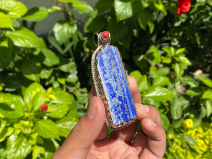 Natural Raw Lapis Pendant adorned with Tibetan Silver & Red Coral, Hammered Floral Design, Aesthetic Pendant for daily wear, Unique Pendant.