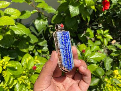 Natural Raw Lapis Pendant adorned with Tibetan Silver & Red Coral, Hammered Floral Design, Aesthetic Pendant for daily wear, Unique Pendant.