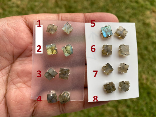Tiny Raw Labradorite Sterling Silver Earring, Raw Prong Set Stud Earrings, Natural Stone Stud Earring, February Birthstone, Gemstone Earring