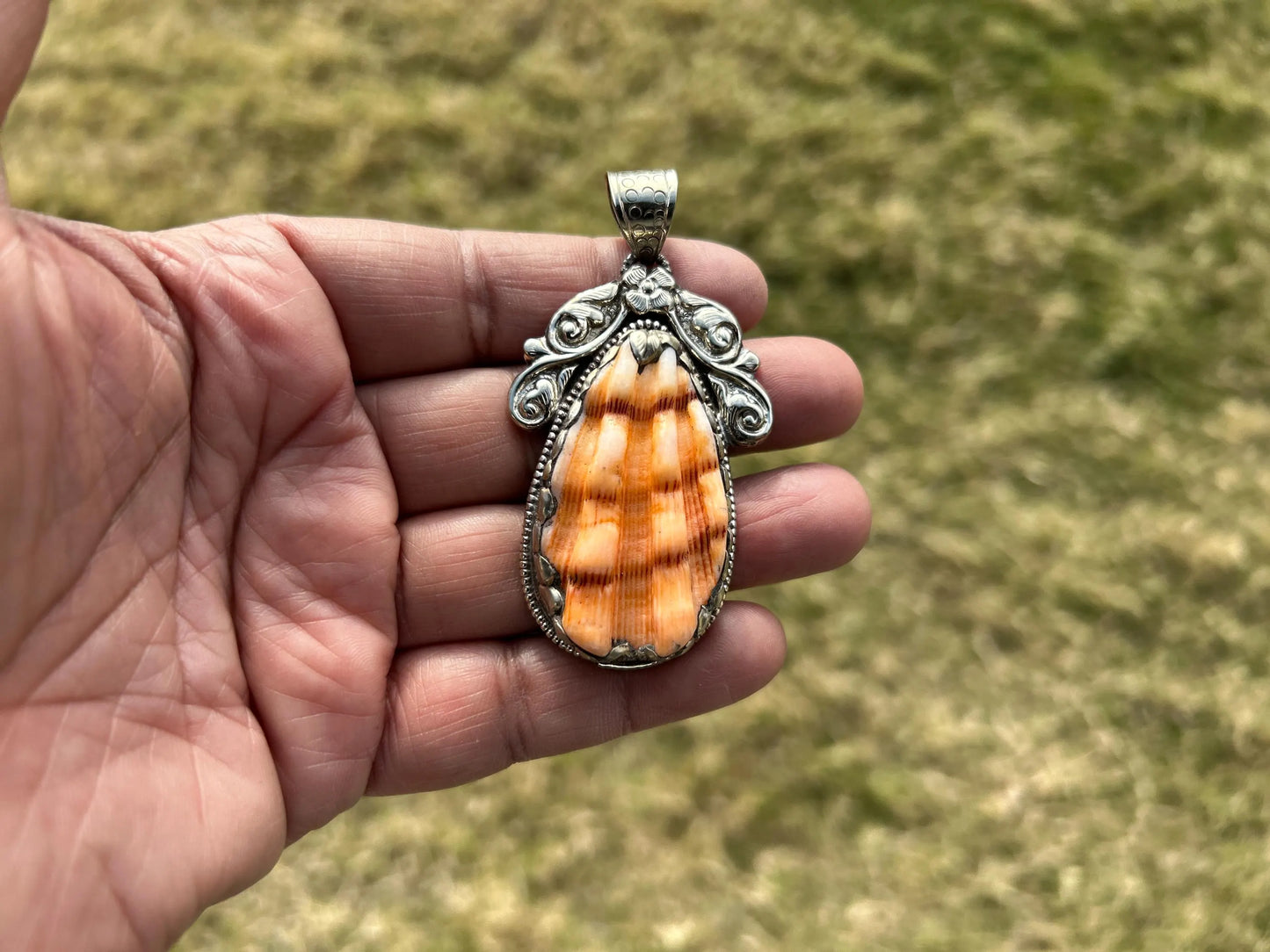 Handcrafted Spiny Oyster Tibetan Silver Pendant, Nature Crafted, Desert Sea Gem, Oceanic Ornament, Ocean Jewel, Ocean Inspired Jewelry