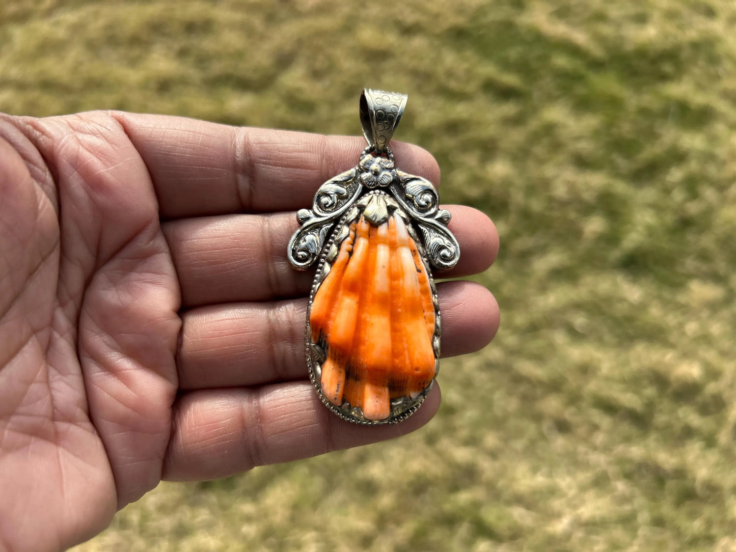 Handcrafted Spiny Oyster Tibetan Silver Pendant, Nature Crafted, Desert Sea Gem, Oceanic Ornament, Ocean Jewel, Ocean Inspired Jewelry