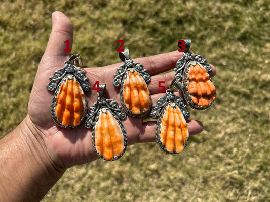 Spiny Oyster Handcrafted Tibetan Silver Pendant, Nature Crafted, Desert Sea Gem, Oceanic Ornament, Ocean Jewel, Ocean Inspired Jewelry