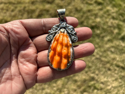 Spiny Oyster Handcrafted Tibetan Silver Pendant, Nature Crafted, Desert Sea Gem, Oceanic Ornament, Ocean Jewel, Ocean Inspired Jewelry