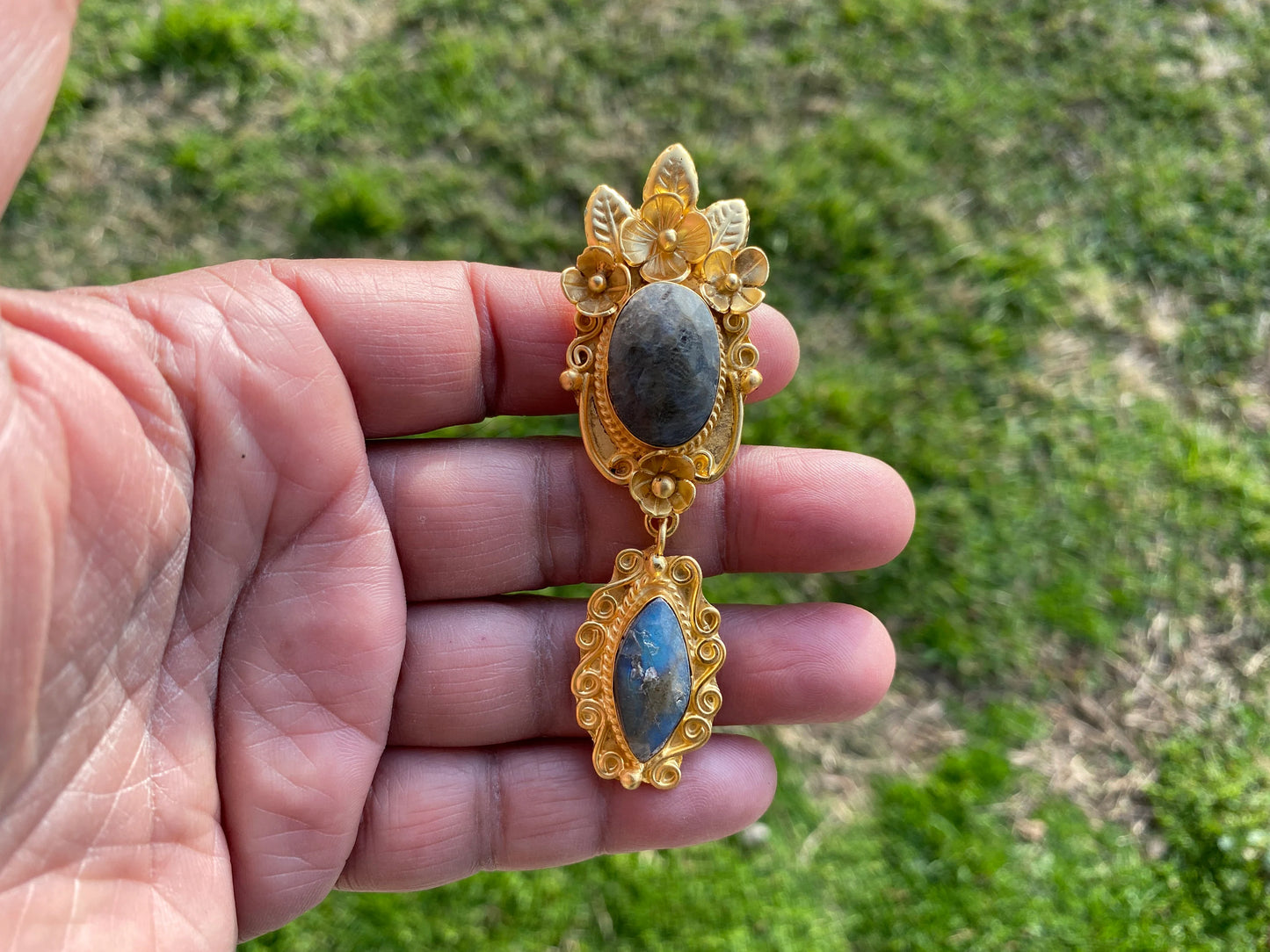 Labradorite Dangle Pendant, Non Tarnish Brushed Gold Overlay Jewelry, Natural Raw Stone, Healing Stone for Necklace, Labradorite Jewelry