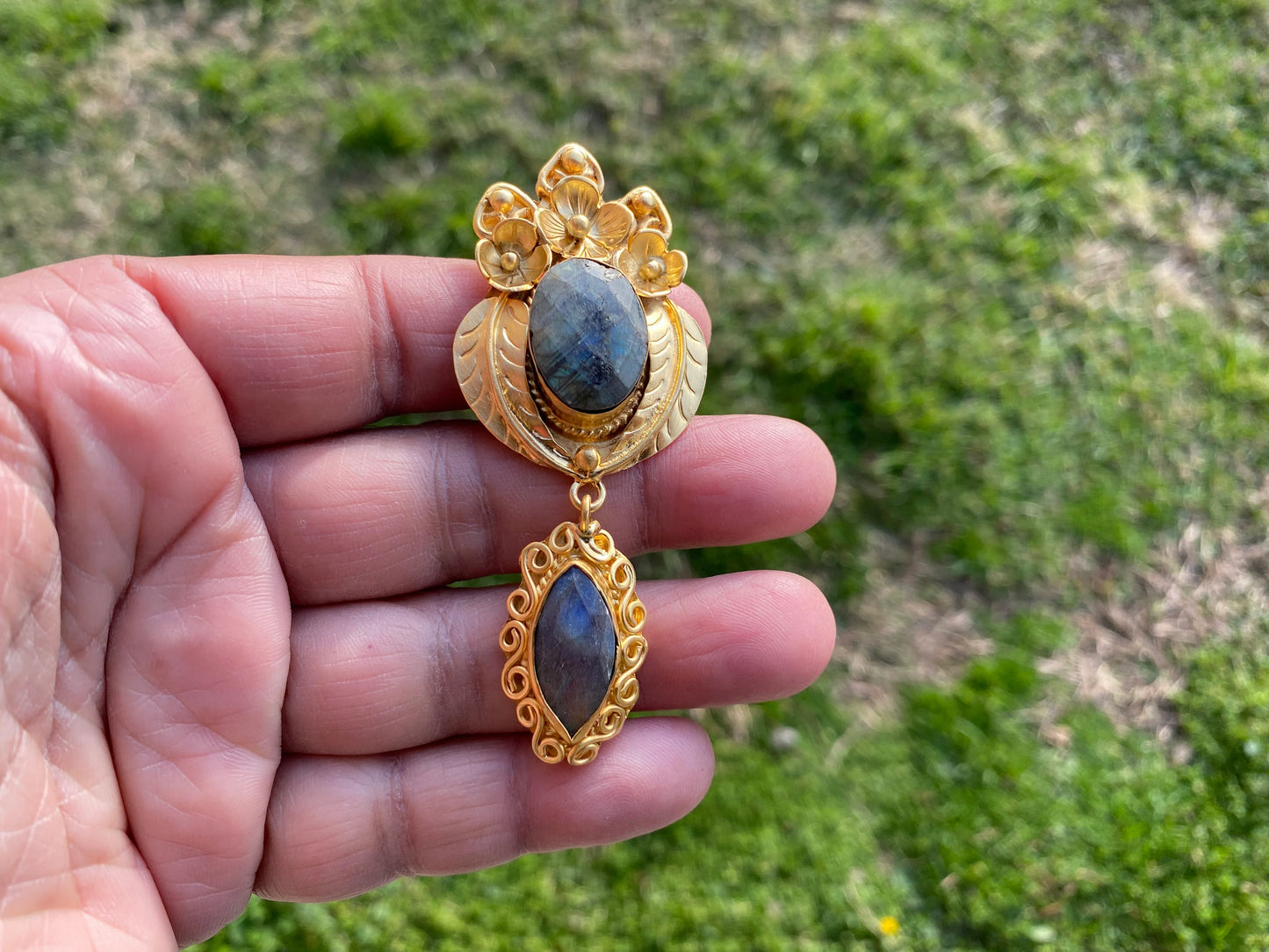 Labradorite Dangle Pendant, Non Tarnish Brushed Gold Overlay Jewelry, Natural Raw Stone, Healing Stone for Necklace, Labradorite Jewelry