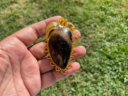Amber Gemstone Pendant, Non tarnish Brushed Gold Overlay Jewelry, Fossilized Resin, Ancient Treasure, Organic Jewelry, Vintage Allure