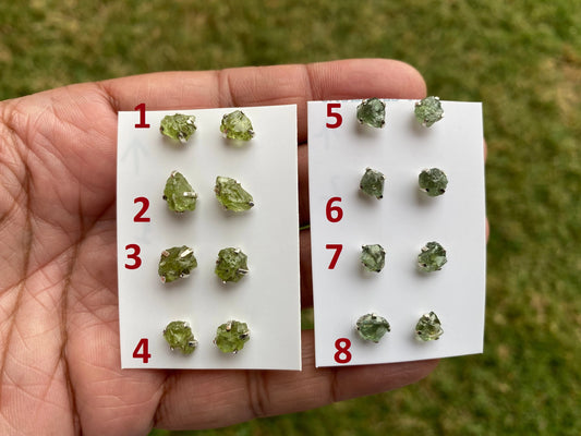 Raw Natural Peridot Gemstone Sterling Silver Stud Earrings, Peridot Earrings, Prong Stud Earring, August Birthstone, Ear Stud, Bridesmaid