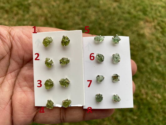 Raw Natural Peridot Gemstone Sterling Silver Stud Earrings, Peridot Earrings, Prong Stud Earring, August Birthstone, Ear Stud, Bridesmaid