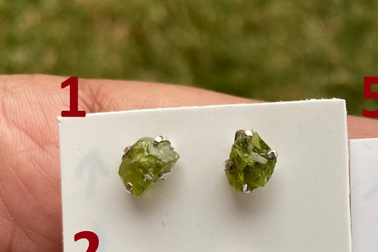 Raw Natural Peridot Gemstone Sterling Silver Stud Earrings, Peridot Earrings, Prong Stud Earring, August Birthstone, Ear Stud, Bridesmaid